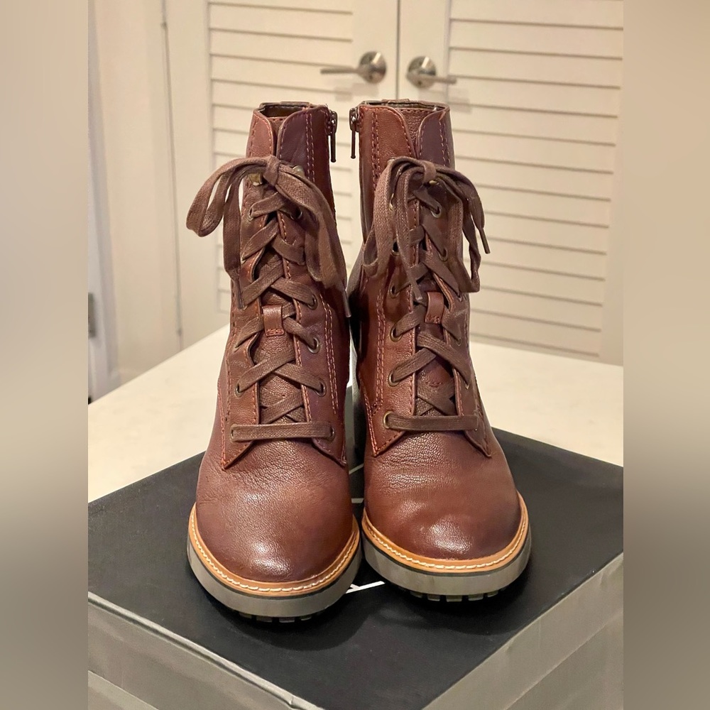 Naturalizer - Callie Bootie in Brown